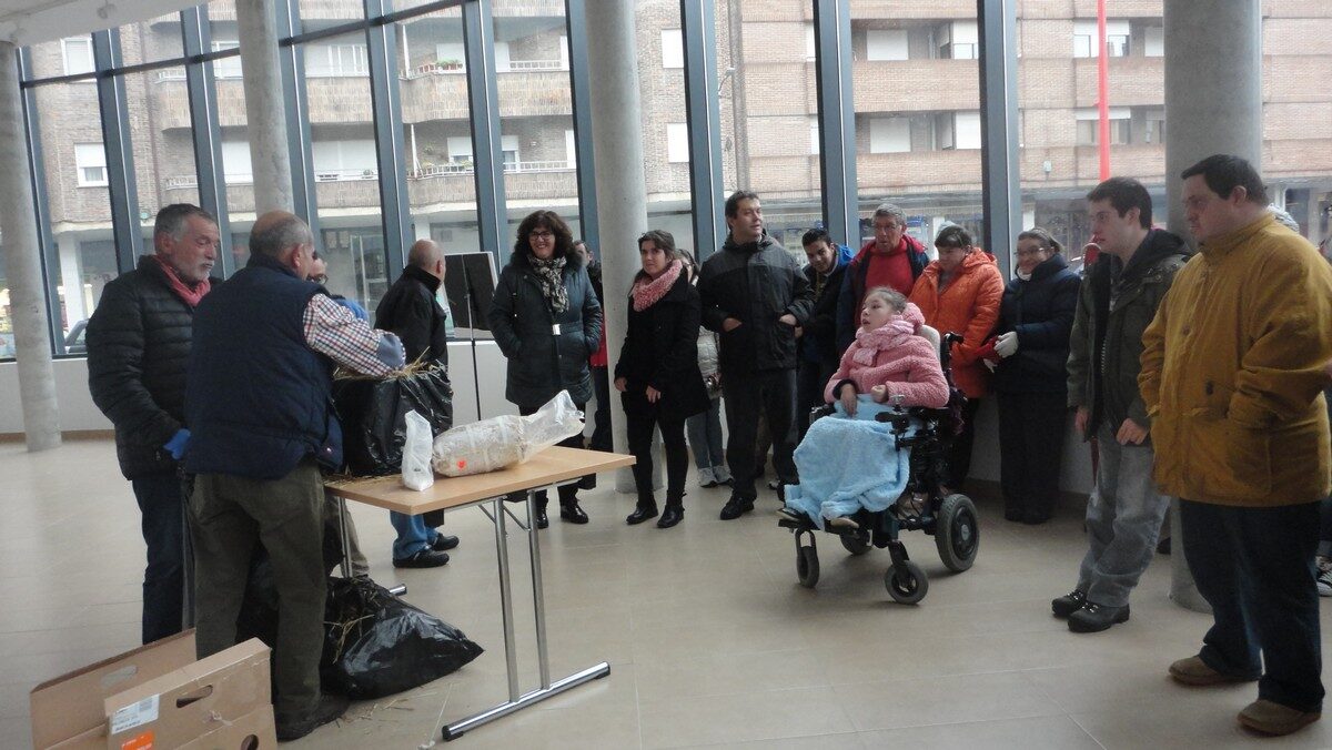 Participamos en las “Jornadas Micológicas” y en la exposición de nuestras obras de arte en el Auditorio Municipal de Guardo
